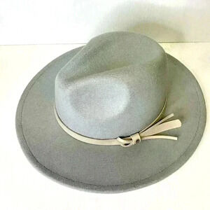🩶Unbranded Beautiful Heather Gray Women’s Brimmed Hat/Fedora EUC 🩶